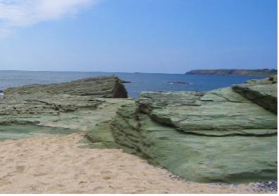 Epidote green shale from the island of Groix (Brittany, France). © C. François